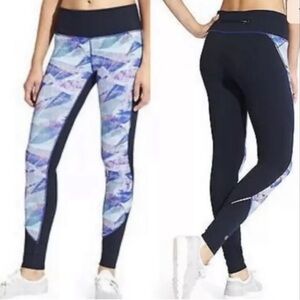 Athleta Leggings Womens XS‎ Blue Luminous Powder Peak 7/8 Athletic Pants UPF 50+